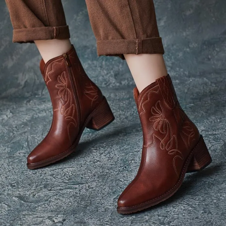 Babakud Women Autumn Leather Embroidered Design Boots