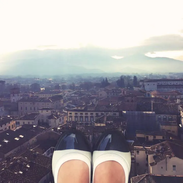 ja-vie black cap/white jelly flats shoes