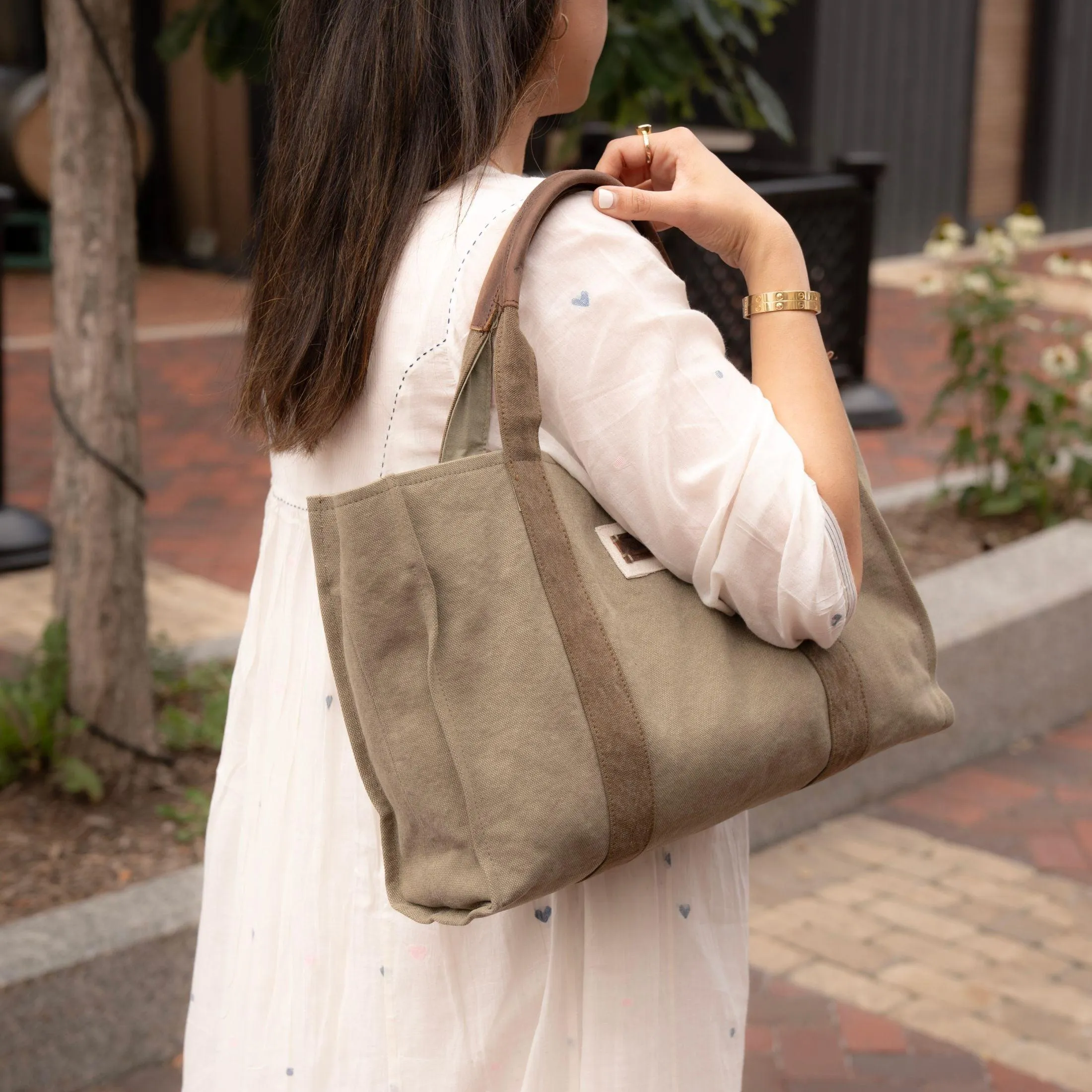 KomalC Tote Bag for men and women made with high-quality Jute - Stylish, Eco-friendly & spacious design for everyday use (Hellebore)