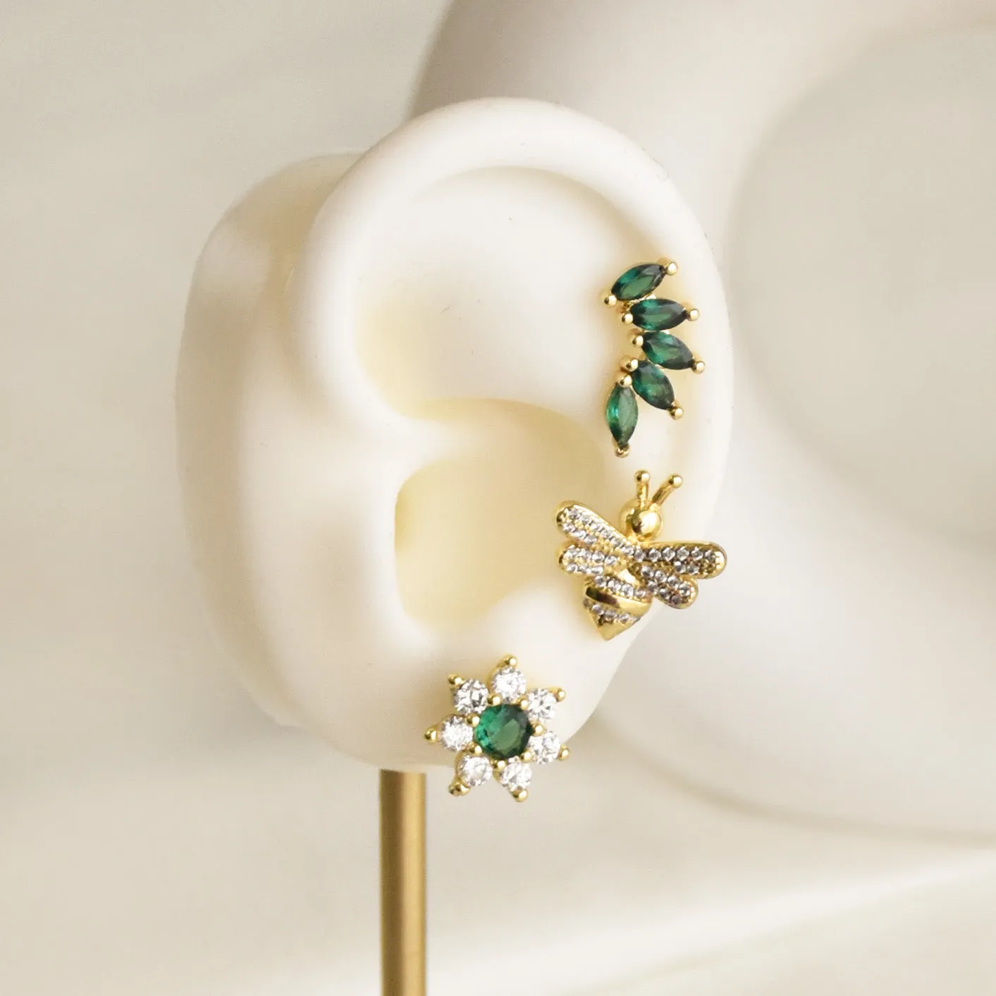 Sparkling Emerald Earrings Set