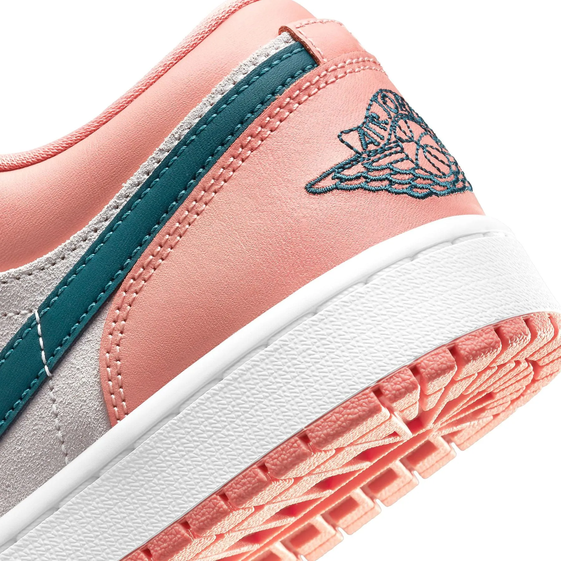 Wmns Air Jordan 1 Low "Light Madder Root"